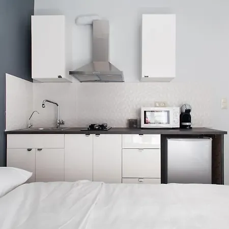 Apartment A Comfortable Small Nearby Acropolis 5